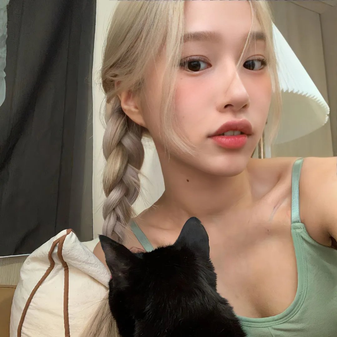 飘动的红丝带